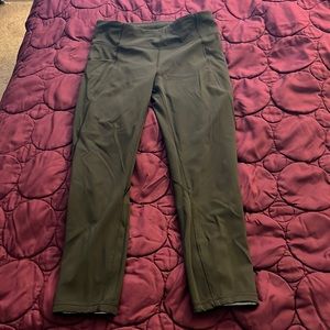 Olive green 25” lululemon leggings with pockets size 8